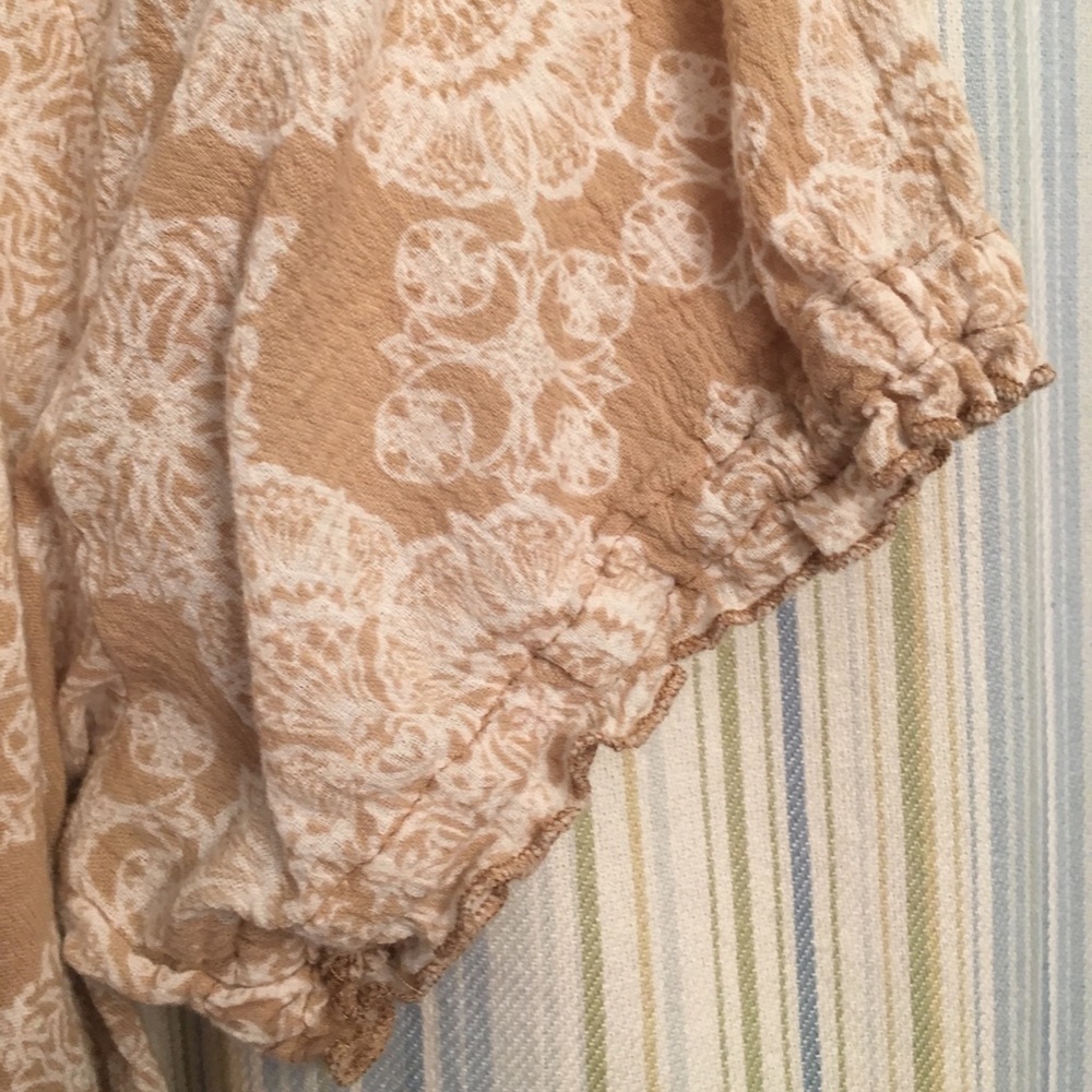 Basic Editions Plus Size Top - Picture 4 of 5